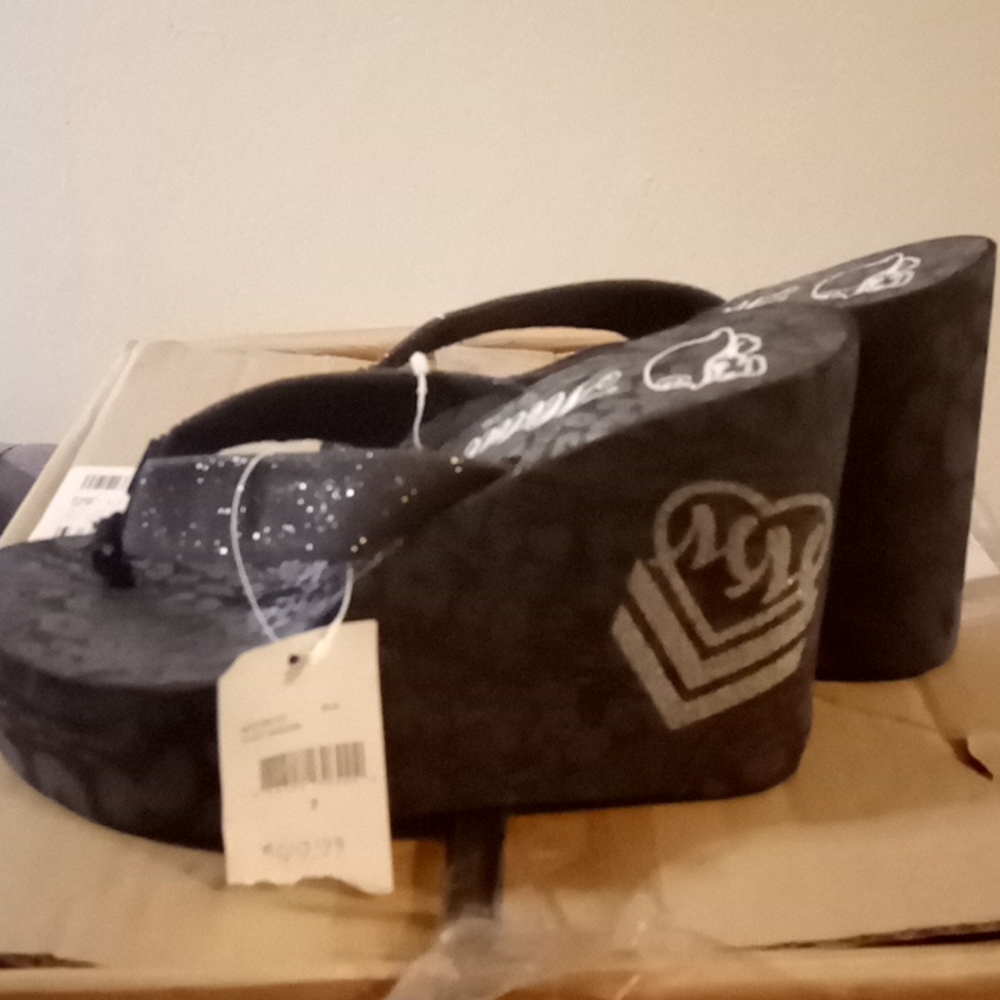 Metal Mulisha Foxy sandals